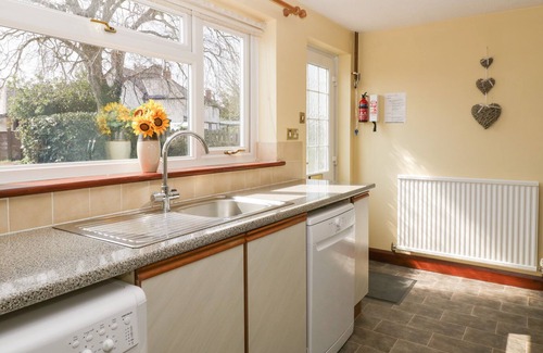 Watchet Cottage | ROSEVILLE, family friendly, country holiday cottage in Watchet