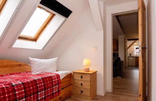 Falkensee Apartment | Rosewood - Apartment by Comfort Housing