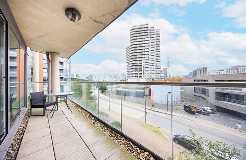 Docklands Apartment | Ross Corner Executive 3 Bed Apartment