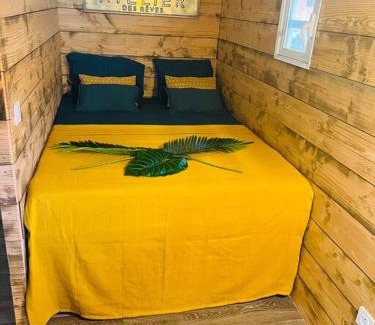 Punaauia Ski Chalet | Roulotte À Tahiti