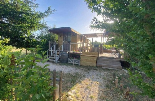 Roquemaure House | Roulotte du Moulin Saint Valentin