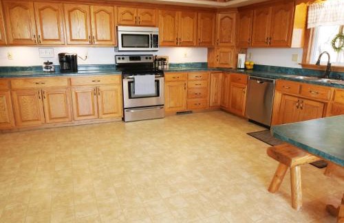 Lawrence County House | Route 66 - Yoder's Farmstead