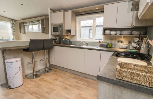 St Fillans Cottage | ROWAN, pet friendly, character holiday cottage in St Fillans