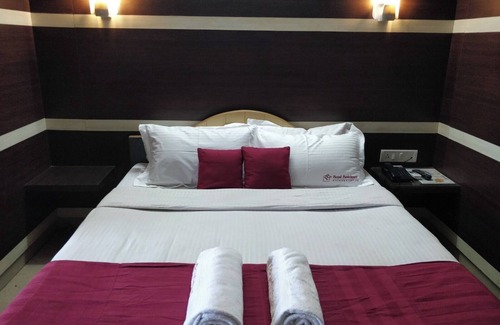 Krishnarajapura Hotel | Royal Residency