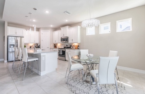 Naples House | Royal Stag Naples Reserve