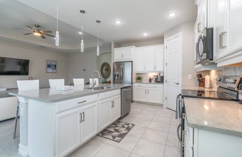 Naples House | Royal Stag Naples Reserve