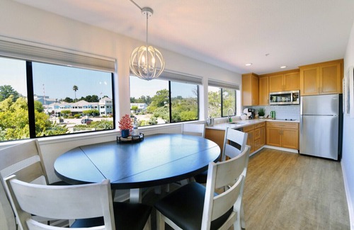 Rio del Mar Condo | Royal Villa - Ocean View - Heated 80° Pools - SEASCAPE`S BEST 1 BEDROOM - End Unit