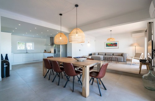 Colinas Verdes Villa | Royale en Luxe Familie Villa in de Groene Heuvels Colinas Verdes bij Lagos