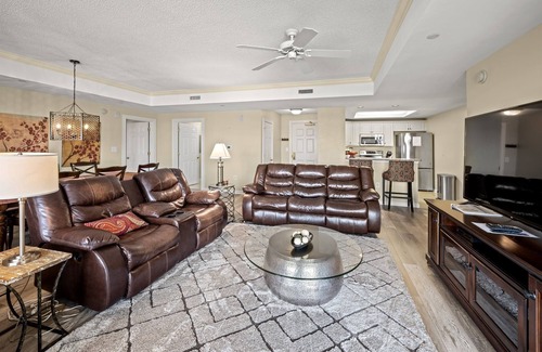 Arcadian Shores Condo | Royale Palms 2004 Renovated Oceanview w/Pool/Beach