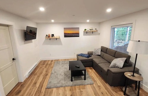 Courtenay House | Royston Seaside Hideawaynn