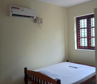 Halebid Hotel | RR comforts