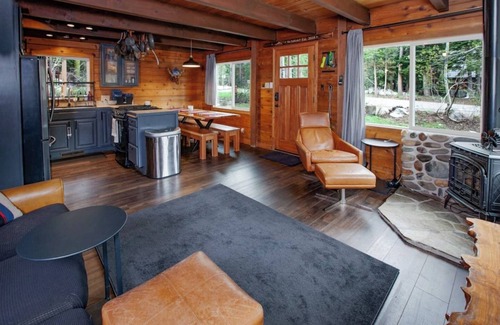 McKinney Estates Cabin | Rubicon Retreat | Cozy Cabin + Sauna