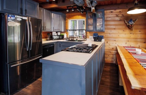 McKinney Estates Cabin | Rubicon Retreat | Cozy Cabin + Sauna