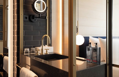 Amsterdam East Hotel | Ruby Emma Hotel Amsterdam