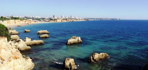 Portimao Apartment | Ruby Red & Atlantic Blue Apartments in Oceano Atlantico