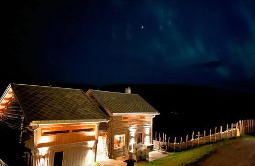 Hundorp House | Rudland Gård - Unik gårdsovernatting i stabbur fra 1750