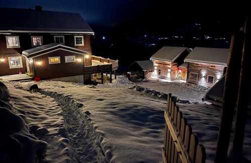 Hundorp House | Rudland Gård - Unik gårdsovernatting i stabbur fra 1750