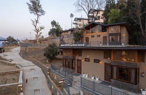 Almora Resort | Rudraa resort and restaurant