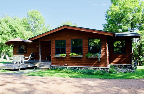 Phillips House | Ruffed Grouse Lodge on Wilson Lake