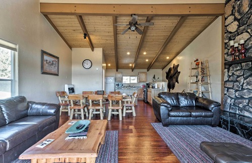 Ruidoso Condo | Ruidoso Condo w/2 Private Decks & Hot Tub!