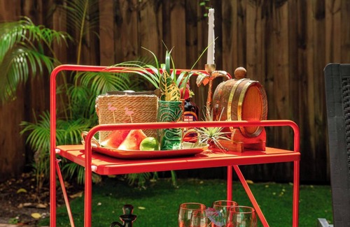 Poinsettia Heights House | Rum Locker 1 King | 2 Twins | Private | Sleeps 4