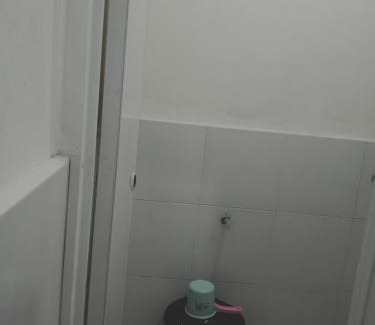 Lombok House | Rumah Putih Edi