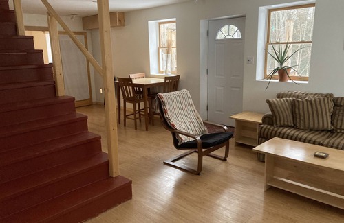 Bethel Apartment | Run, ride, hike and swim in Central Vermont