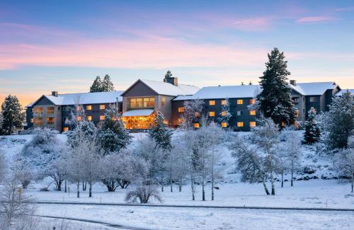 Klamath Falls Cabin | Running Y Ranch Golf & Spa Resort