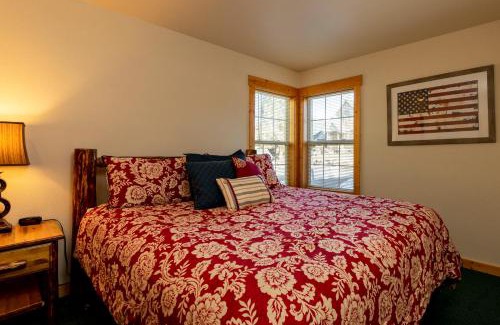 Klamath Falls Cabin | Running Y Ranch Golf & Spa Resort
