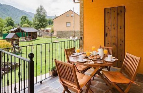 Caboalles de Abajo Cottage | Rural apartment L'Abiseu for 4 people