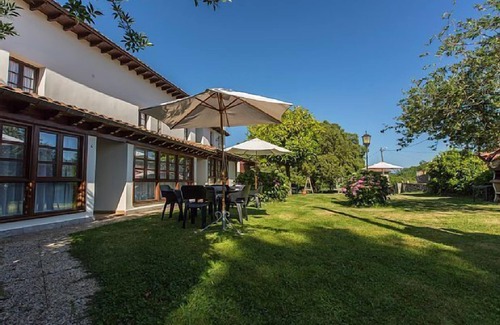 Villanueva de Pria Cottage | Rural apartment Playa del Canal for 2 adults and/or child