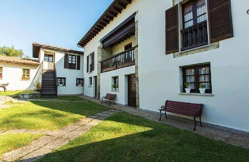Villanueva de Pria Cottage | Rural apartment Playa del Canal for 2 adults and/or child