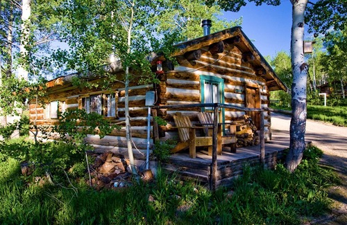 Clark Cabin | Rural Cabin Rental in Secluded Mountain Area in North Central Colorado
