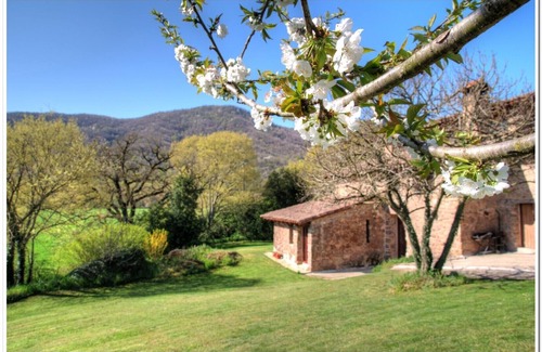 La Vall de Bianya Cottage | Rural Holiday Cottage with pool LaCoro, Girona, Costa Brava, Pyrennées