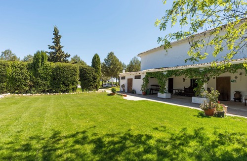 Horcajo de Santiago Cottage | Rural house in the countryside 8-10 people ideal for groups of friends and families.