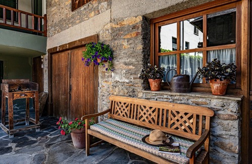 Posada de Rengos House | Rural House 'Casa Mario' with Mountain Views, Garden and Wi-Fi