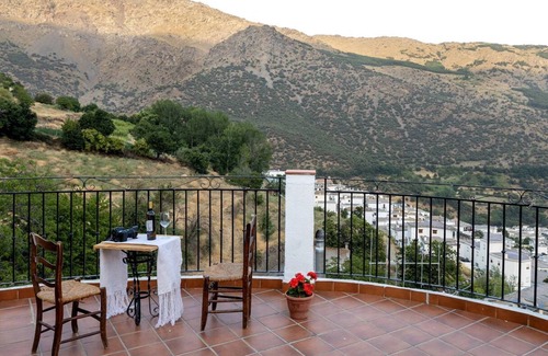 Trevelez Cottage | Rural house El Fuerte de Atabuey