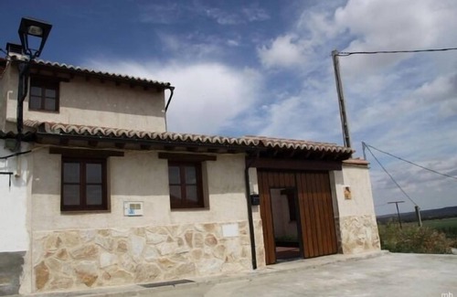 Castronuno Cottage | Rural house (full rental) Alto de la Reserva for 6 + 1 people
