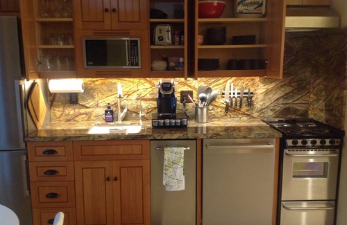 Pinnacle Peak Cottage | Rural, Quiet and Private Casita with View Deck
