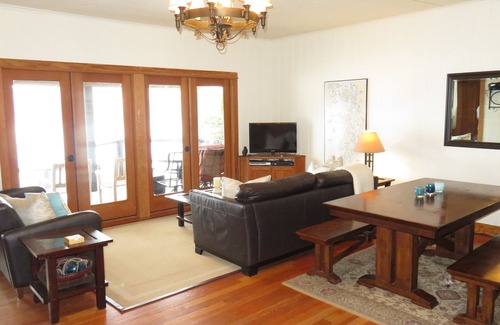 South Colby Cabin | Rustic 1935 Walk-in Waterfront Cabin on Colvos Passage