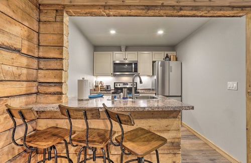South Addition Apartment | Rustic Anchorage Hideaway: Walk to Coastal Trail!