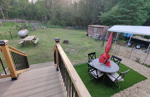 Ventura House | Rustic and charming two-bedroom home a block from the lake and park!