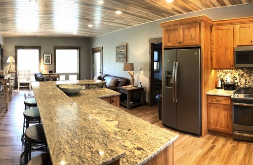 Philipsburg Cabin | Rustic Cabin is a beautiful cabin, right on Rock Creek!