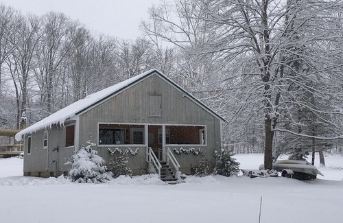Dresden Cabin | Rustic cabin with a water view. Kayaks provided, riverside nature trail.