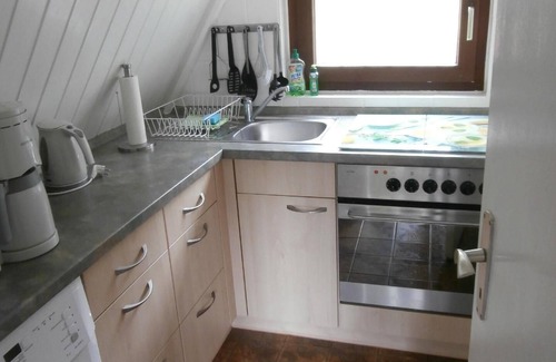 Butjadingen House | Rustic cottage with garden and barbecue