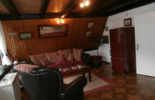 Butjadingen House | Rustic cottage with garden and barbecue