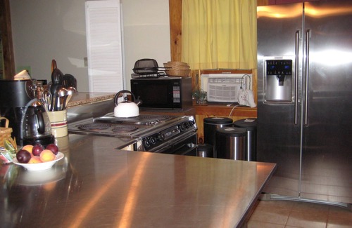 Eastville Cabin | Rustic Elegance to Feed Your Soul in the Heart of Pennsylvania