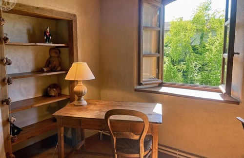 Essertines-en-Donzy Cottage | Rustic estate with private pool and pet-friendly