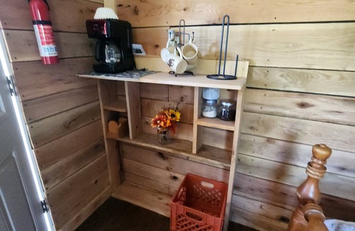 Pineville Cabin | Rustic Haven in the Woods: Intimate Getaway for Two with Charming Amenities!