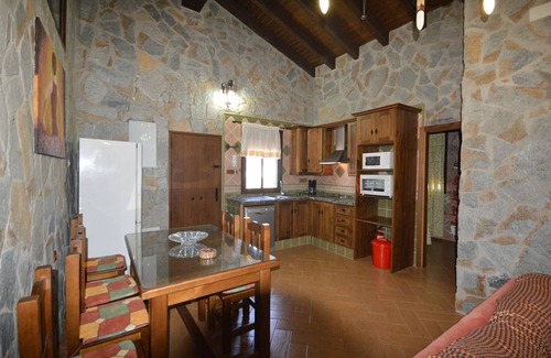 Conil de la Frontera Cottage | Rustic house with pool